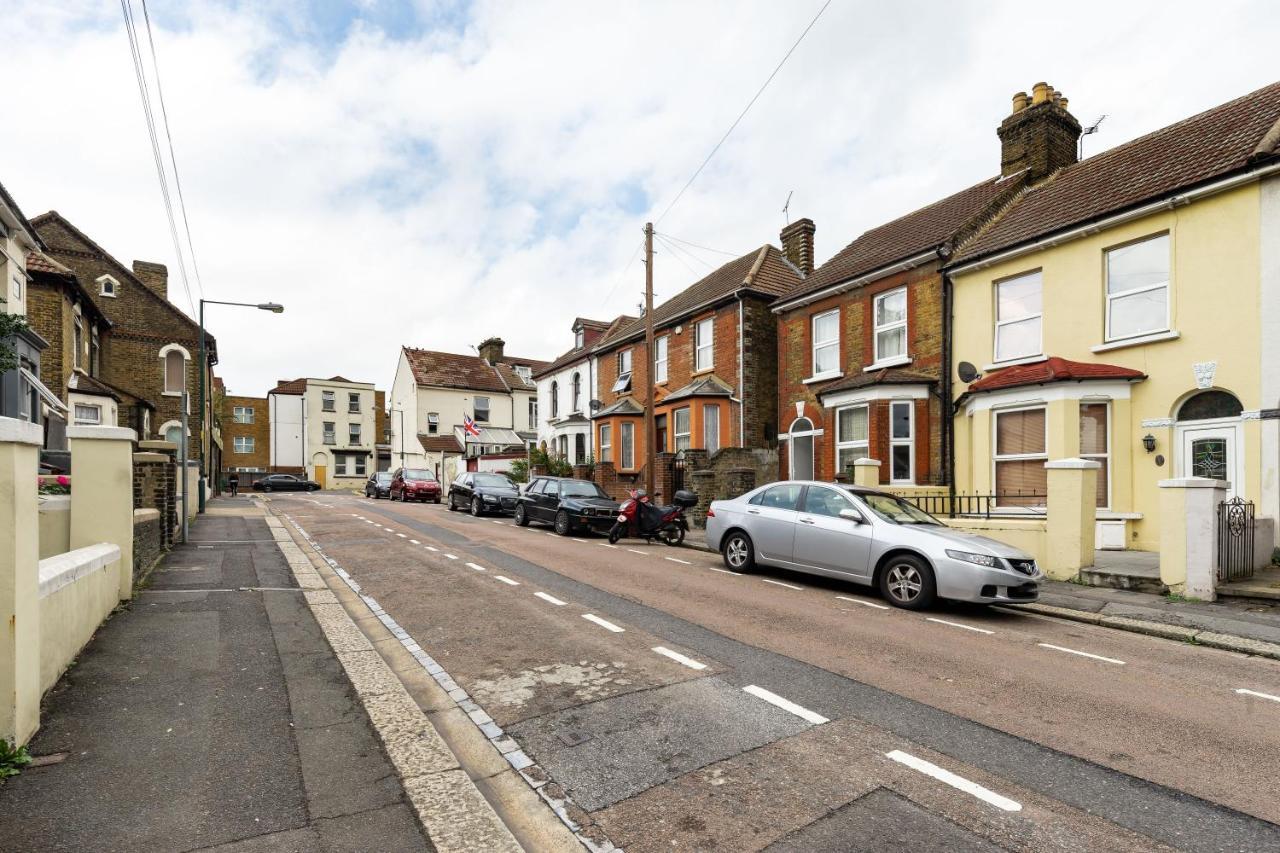 Fortified Home Rochester Rochester (Kent) Exterior foto